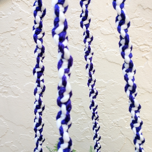 Plant Hanger Hand Crafted Macrame Purple White Botanical Geometric Boho - Picture 5 of 14